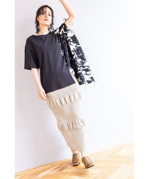 OSMOSIS（オズモーシス）の「切替アシンメトリーTシャツ（Tシャツ/カットソー・レディース・ブラック/ライトベージュ/ブラック系その他・ONE SIZE）」の8枚目の写真