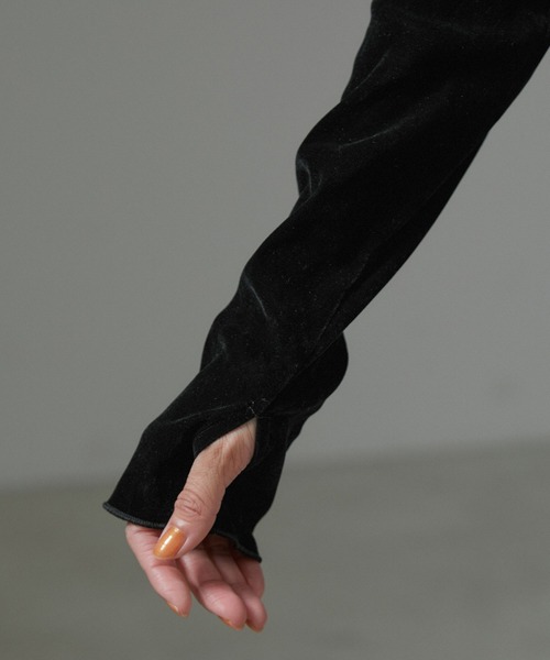 SALON adam et rope'（サロン アダム エ ロペ）の「【WEB限定】シアーベロアクルーネック（Tシャツ/カットソー・レディース・オフホワイト/ネイビー/ブラック・FREE）」の9枚目の写真