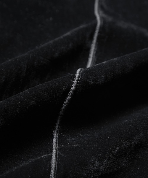 SALON adam et rope'（サロン アダム エ ロペ）の「【WEB限定】シアーベロアクルーネック（Tシャツ/カットソー・レディース・オフホワイト/ネイビー/ブラック・FREE）」の7枚目の写真