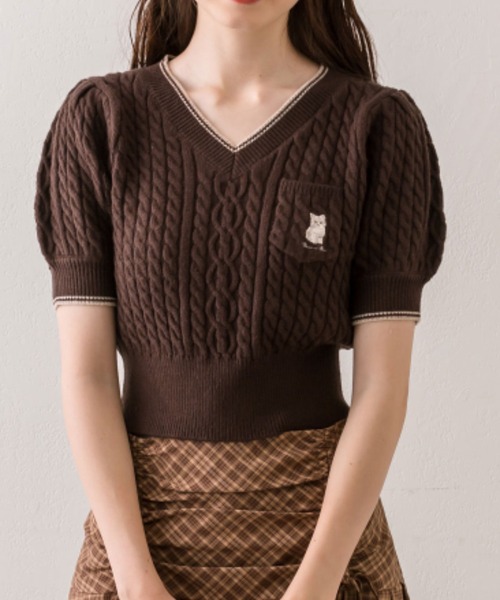 OLIVE des OLIVE（オリーブデオリーブ）の「ねこ刺繍ケーブル半袖ニット（ニット/セーター・レディース・ブラウン/サックスブルー/チャコールグレー/オフホワイト・FREE）」の9枚目の写真