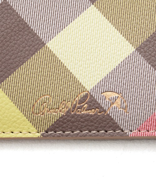 Arnold Palmer(アーノルドパーマー)の「バイアスチェック パスケース(パスケース・レディース・ブラック/ベージュ・F)」の4枚目の写真