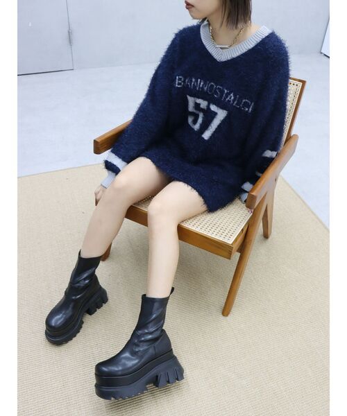 EVRIS（エヴリス）の「シャギーユニフォームミニニットワンピース（ニット/セーター・レディース・ブラック/ネイビー・FREE）」の21枚目の写真