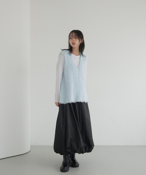 LIAN(リアン)の「シャギーニットベスト(ベスト・レディース・オフホワイト/ブルー/チャコールグレー・FREE)」の8枚目の写真