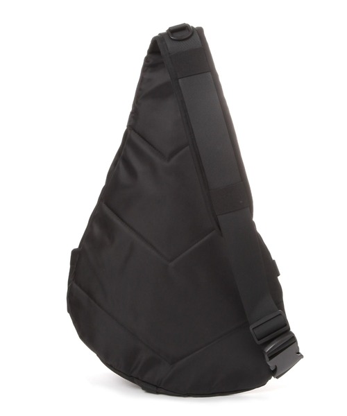 LAKOLE（ラコレ）の「ビッグワンショルダーバッグ / 141819（ショルダーバッグ・メンズ・アイボリー/ブラック/グレー・FREE）」の15枚目の写真