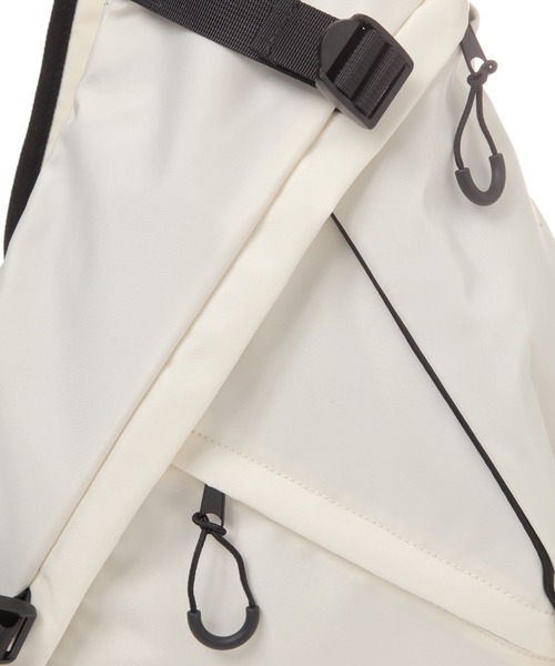 LAKOLE（ラコレ）の「ビッグワンショルダーバッグ / 141819（ショルダーバッグ・メンズ・アイボリー/ブラック/グレー・FREE）」の5枚目の写真