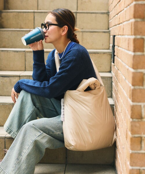 WEEKEND(ER)(ウィークエンダー)の「WEEKEND(ER) × FREAK'S STORE/ウィークエンダー × フリークスストア 別注PUFF TOTE/別注パフトート(トートバッグ・レディース・グレー/オリーブ/ブラック/ベージュ・ONE SIZE)」の13枚目の写真