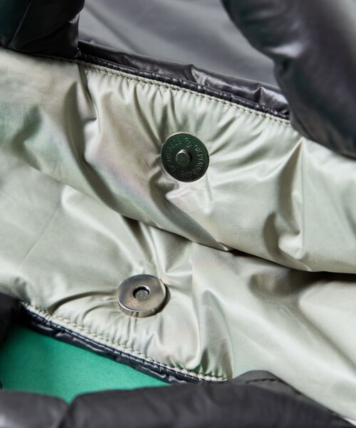 WEEKEND(ER)（ウィークエンダー）の「WEEKEND(ER) × FREAK'S STORE/ウィークエンダー × フリークスストア 別注PUFF TOTE/別注パフトート（トートバッグ・レディース・グレー/オリーブ/ブラック/ベージュ・ONE SIZE）」の16枚目の写真