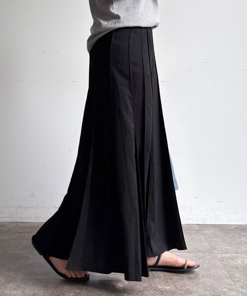 DouDou（ドゥドゥ）の「パネルプリーツスカート（スカート・レディース・チャコールグレー/ブラック/ベージュ/オフホワイト/ボルドー/ブラウン/ライトベージュ・FREE/TM）」の21枚目の写真