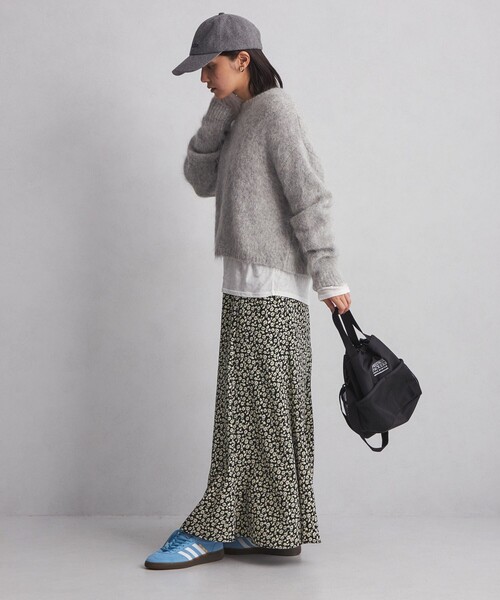 green label relaxing（グリーンレーベルリラクシング）の「＜at ease＞ フラワー プリント スカート（スカート・レディース・ブラック/ネイビー・36/38）」の8枚目の写真