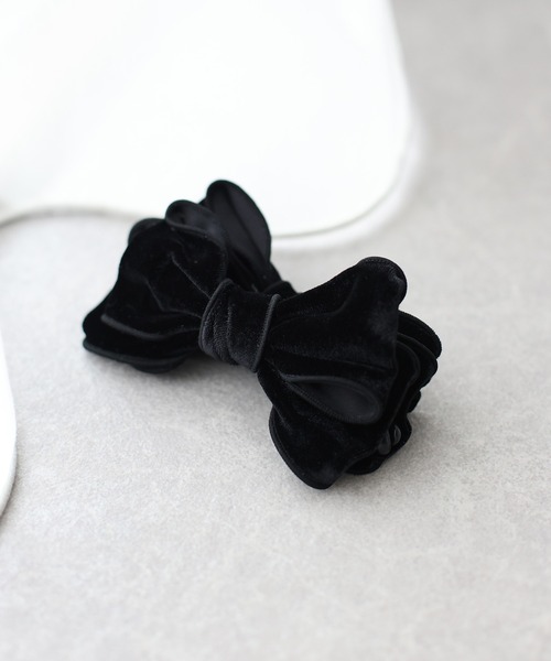 BLUEEAST（ブルーイースト）の「《オケージョン対応》リボンベロアバナナクリップ（バレッタ/ヘアクリップ・レディース・ブラック/アイボリー/ブラウン・FREE）」の11枚目の写真