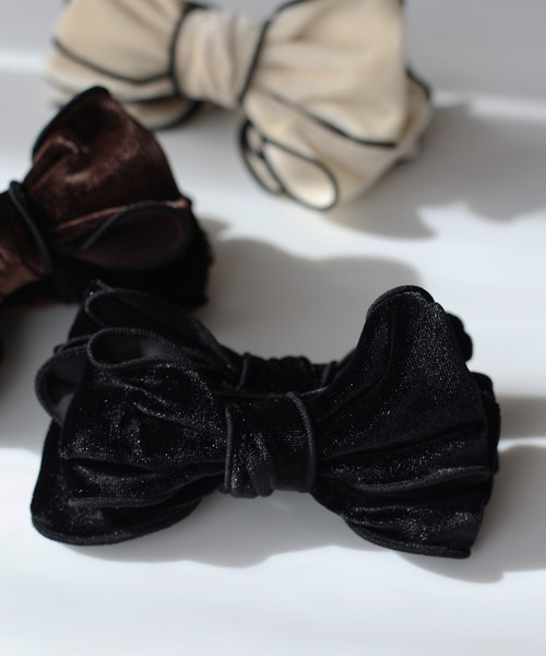 BLUEEAST（ブルーイースト）の「《オケージョン対応》リボンベロアバナナクリップ（バレッタ/ヘアクリップ・レディース・ブラック/アイボリー/ブラウン・FREE）」の9枚目の写真