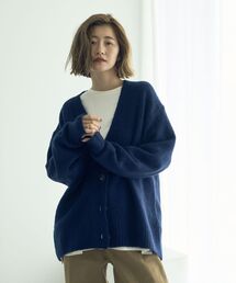 Vネックニットカーディガン