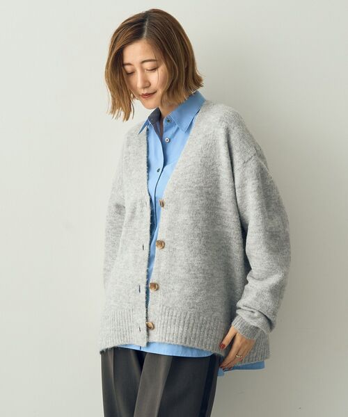 YECCA VECCA（イェッカヴェッカ）の「Vネックニットカーディガン（カーディガン/ボレロ・レディース・杢グレー/ネイビー/パープル・FREE）」の6枚目の写真