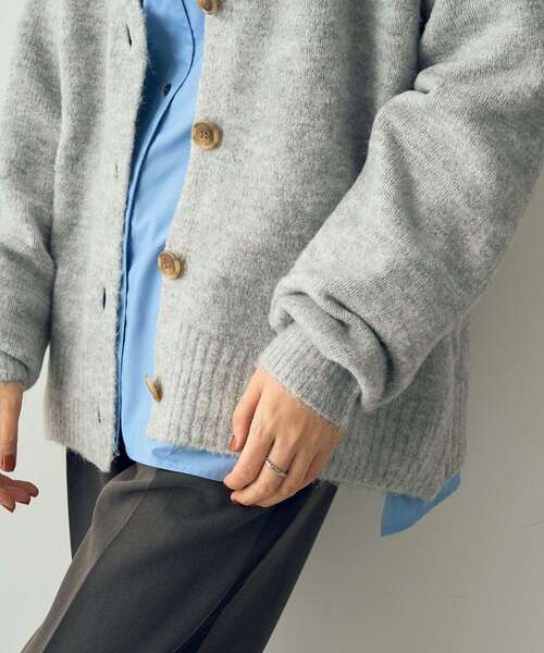 YECCA VECCA（イェッカヴェッカ）の「Vネックニットカーディガン（カーディガン/ボレロ・レディース・杢グレー/ネイビー/パープル・FREE）」の13枚目の写真