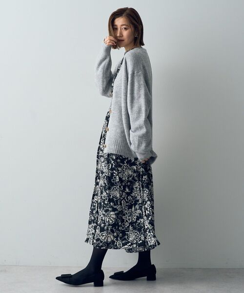 YECCA VECCA（イェッカヴェッカ）の「Vネックニットカーディガン（カーディガン/ボレロ・レディース・杢グレー/ネイビー/パープル・FREE）」の21枚目の写真