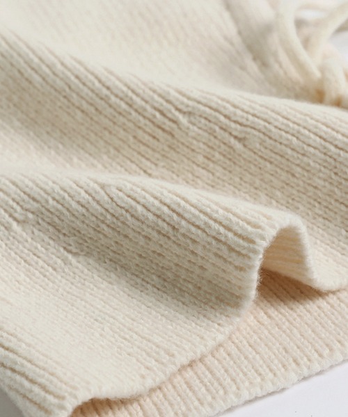 SAISON DE PAPILLON(セゾンドパピヨン)の「2wayニットフードウォーマー(マフラー・レディース・アイボリー/ブラック/ベージュ/チャコール・フリー)」の9枚目の写真