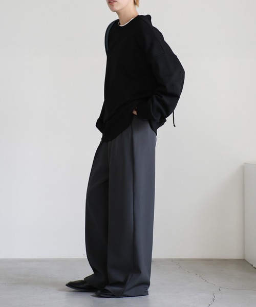 select MOCA（セレクトモカ）の「バックリボンスウェットトップス（スウェット・レディース・ベージュ/ブラック・FREE）」の7枚目の写真