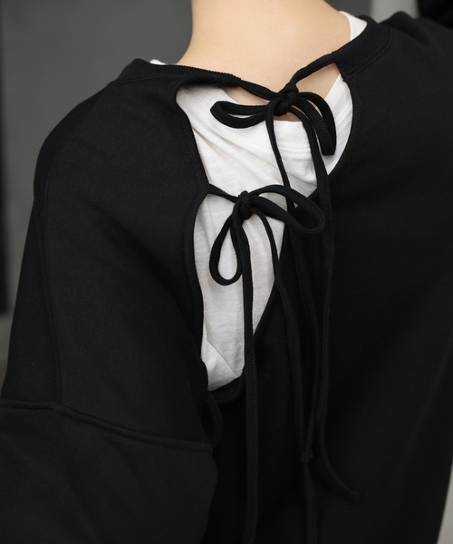 select MOCA（セレクトモカ）の「バックリボンスウェットトップス（スウェット・レディース・ベージュ/ブラック・FREE）」の8枚目の写真