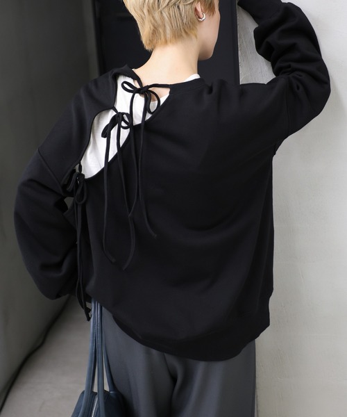 select MOCA（セレクトモカ）の「バックリボンスウェットトップス（スウェット・レディース・ベージュ/ブラック・FREE）」の5枚目の写真