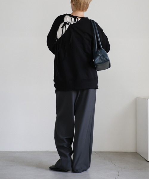 select MOCA（セレクトモカ）の「バックリボンスウェットトップス（スウェット・レディース・ベージュ/ブラック・FREE）」の10枚目の写真