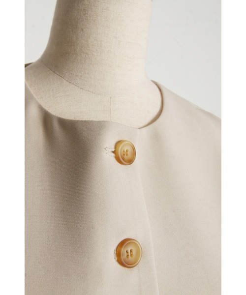 【ZOZO限定】ボタンデザインフレアジレ（ベスト）｜&. NOSTALGIA（アンドドットノスタルジア）