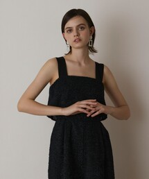 GRACE CONTINENTAL（グレースコンチネンタル）の「フラワー刺繍