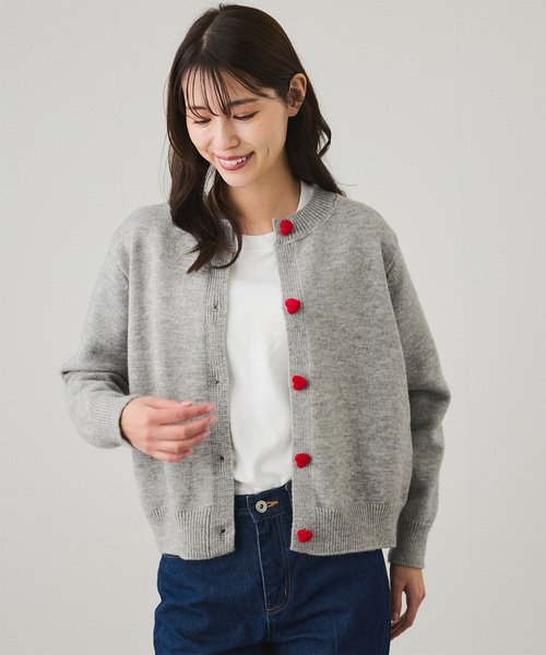 Jayro(ジャイロ)の「カラーハートボタン カーディガン(カーディガン/ボレロ・レディース・ネイビー/ライトグレー/チャコールグレー・FREE)」の3枚目の写真