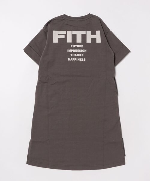 FITH(フィス)の「Smooth Cotton Jersey and Back Logo Dress(ドレス・キッズ・チャコールグレー/グリーン・120/110)」の6枚目の写真