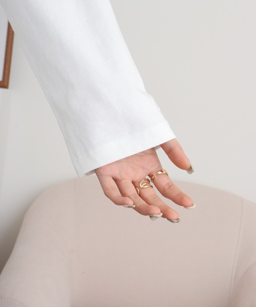 hunch(ハンチ)の「hunch ロゴカットソー(Tシャツ/カットソー・レディース・オフホワイト/ライトベージュ/ブラック・FREE)」の21枚目の写真