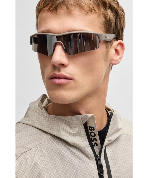 BOSS（ボス）の「Active ラミネートメッシュ フーデッドジャケット オールオーバープリント（その他アウター・メンズ・ベージュ・L/XXL/XL/M/S）」の5枚目の写真