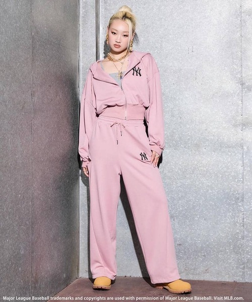 BACK TO THE FIELD(バック トゥー ザ フィールド)の「【MLB】サイドカッティングスウェットパンツ(スウェットパンツ・レディース・ホワイト/ブラック/ブルー/グレー/ピンク・FREE)」の18枚目の写真