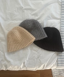 by muni:r（バイ ムニール）の「コージーリブニットバケットハット（ニットキャップ/ビーニー）」