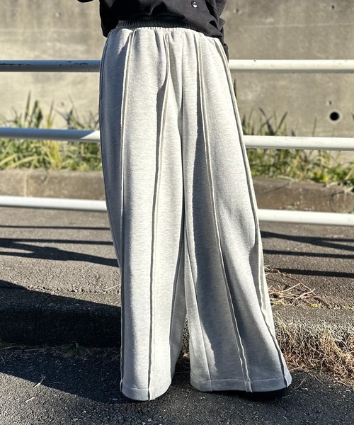 mi via loca(ミヴィアロカ)の「ウラケ カットオフ ワイド スウェットパンツ(スウェットパンツ・レディース・ブラック/ピンク/トップグレー・FREE)」の6枚目の写真