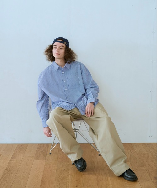 BROKEN BASE(ブロークンベース)の「B.BASEオーバーシャツ(シャツ/ブラウス・メンズ・サックスブルー系/ライトブルー・LARGE/MEDIUM)」の6枚目の写真
