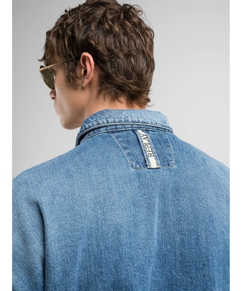 REPLAY（リプレイ）の「9Z1 ECO PLUS ミッドデニムコーチングジャケット（デニムジャケット・メンズ・ブルー・SMALL/MEDIUM/LARGE/X-LARGE）」の5枚目の写真