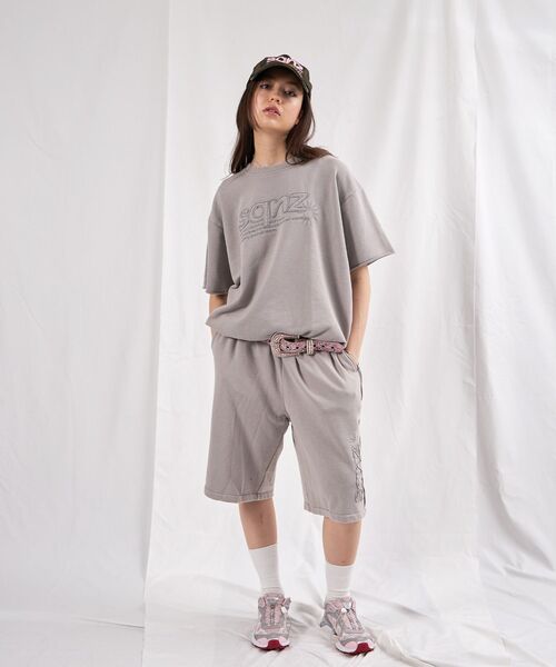 SEQUENZ（シークエンズ）の「【sqnz（エスキュンズ）】sqnz applique pack set up / セットアップ Tシャツ ハーフパンツ クルーネック オーバーサイズ ワンポイント（Tシャツ/カットソー・メンズ・ライトグレー/その他1/ブラック/ライトブルー・SMALL/MEDIUM/LARGE）」の18枚目の写真
