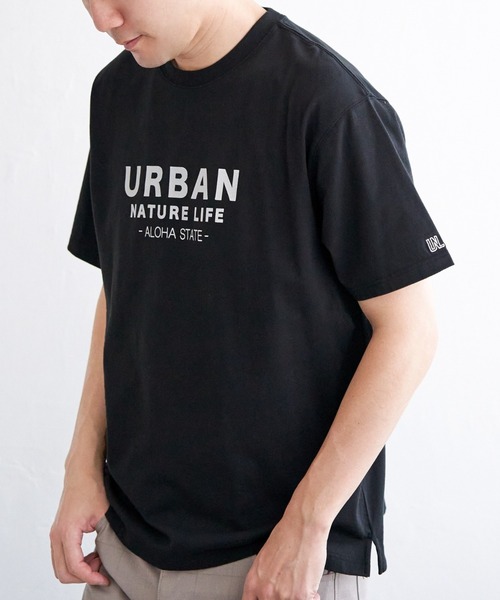 ikka（イッカ）の「【親子コーデ】URBAN NATURE LIFE アーバンネイチャーライフ フロッキープリントTシャツ（Tシャツ/カットソー・メンズ・ホワイト/ブラック/ネイビー/ベージュ・M/L/XL/S）」の3枚目の写真