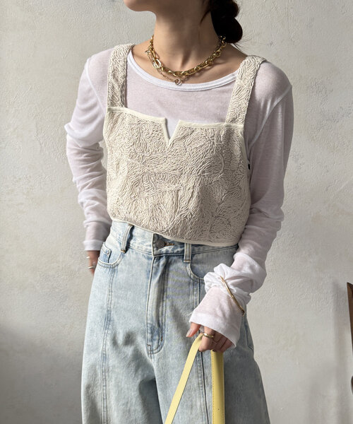 DouDou(ドゥドゥ)の「【WEB限定】刺繍レースキャミビスチェ(シャツ/ブラウス・レディース・アイボリー/ブラック・FREE)」の16枚目の写真
