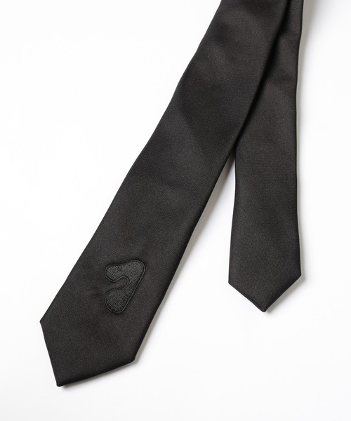 Jieda(ジエダ)の「JIEDA NARROW TIE(ネクタイ・メンズ・ブラック/グレー・ONESIZE)」の4枚目の写真