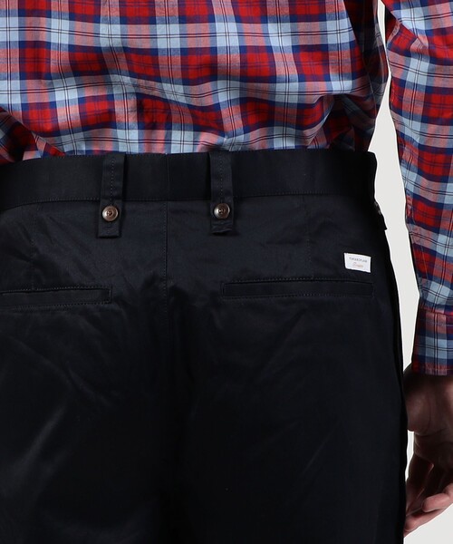 TOMORROWLAND （トゥモローランド）の「スーピマコットン チノクロス バレルパンツ（その他パンツ・メンズ・ネイビー/ベージュ・M/S/XS）」の7枚目の写真