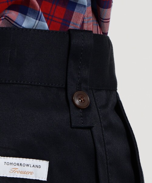 TOMORROWLAND （トゥモローランド）の「スーピマコットン チノクロス バレルパンツ（その他パンツ・メンズ・ネイビー/ベージュ・M/S/XS）」の9枚目の写真