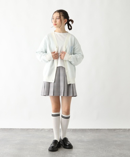 GLOBAL WORK（グローバルワーク）の「洗えるアソートニットカーデ/323375（カーディガン/ボレロ・キッズ・ブラック/サックスブルー/アイボリー・130cm/140cm/150cm/160cm）」の4枚目の写真