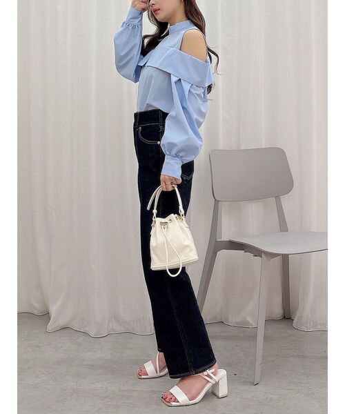 MERCURYDUO（マーキュリーデュオ）の「オフショルダーオープンショルダーボリュームスリーブブラウス（シャツ/ブラウス・レディース・ライトブルー/オフホワイト/ミント/イエロー・FREE）」の8枚目の写真