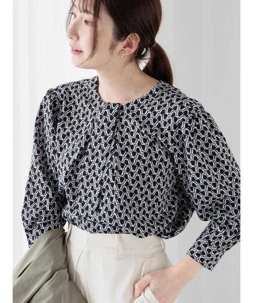 Te chichi TERRASSE（テチチテラス）の「無地/幾何柄7分袖ボウタイブラウス（シャツ/ブラウス・レディース・ブラック/オフホワイト/モカ・F）」の2枚目の写真