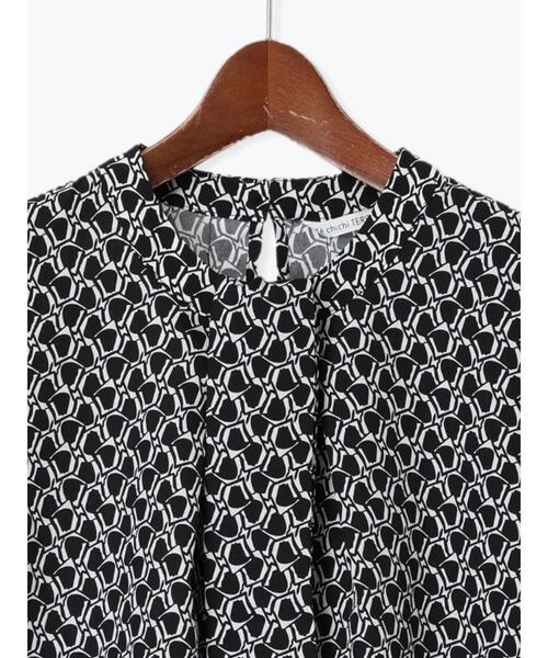 Te chichi TERRASSE（テチチテラス）の「無地/幾何柄7分袖ボウタイブラウス（シャツ/ブラウス・レディース・ブラック/オフホワイト/モカ・F）」の14枚目の写真