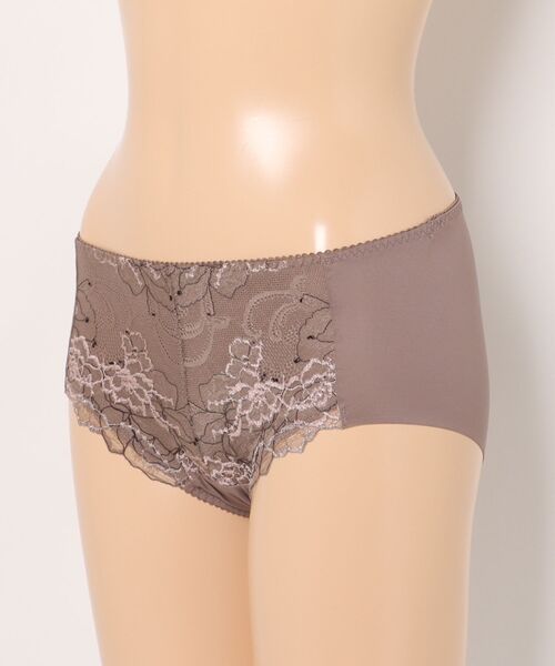 Triumph(トリンプ)の「優々ブラ630 ボーイズレングス TR630 PT(ショーツ・レディース・ホワイト/ブラウン/イエロー・L/M)」の5枚目の写真