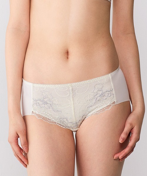 Triumph(トリンプ)の「優々ブラ630 ボーイズレングス TR630 PT(ショーツ・レディース・ホワイト/ブラウン/イエロー・L/M)」の16枚目の写真