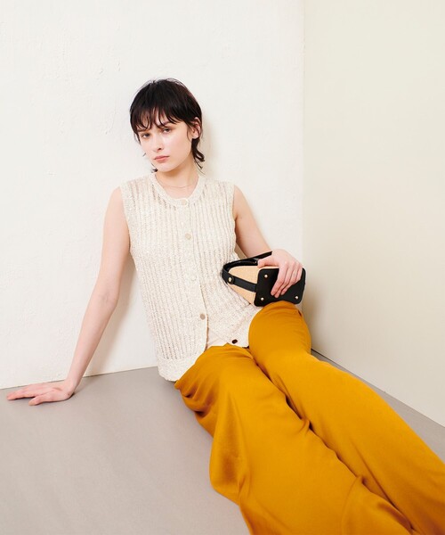 allureville（アルアバイル）の「クレールサテンイージーパンツ（その他パンツ・レディース・マスタード/カーキ/ブルー・2/1）」の14枚目の写真