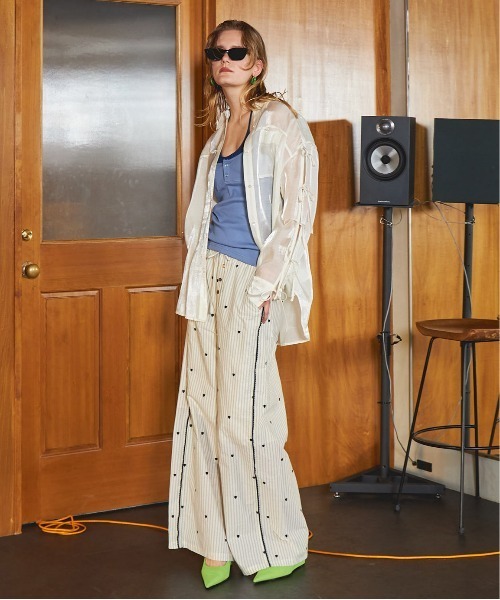 MAISON SPECIAL（メゾンスペシャル）の「Oversize Shear Ribbon Shirt/オーバーシアーリボンシャツ【MAISON SPECIAL/メゾンスペシャル】（シャツ/ブラウス・レディース・アイボリー/ブラック/ブルー/グリーン・FREE）」の11枚目の写真