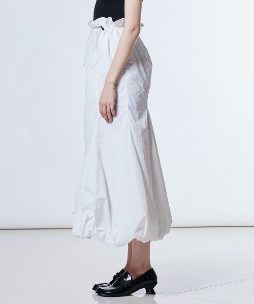 DOUBLE STANDARD CLOTHING（ダブルスタンダードクロージング）の「ライトワッシャータフタスカート（スカート・レディース・ブラック/ライトグレー/オフホワイト・38/36）」の8枚目の写真